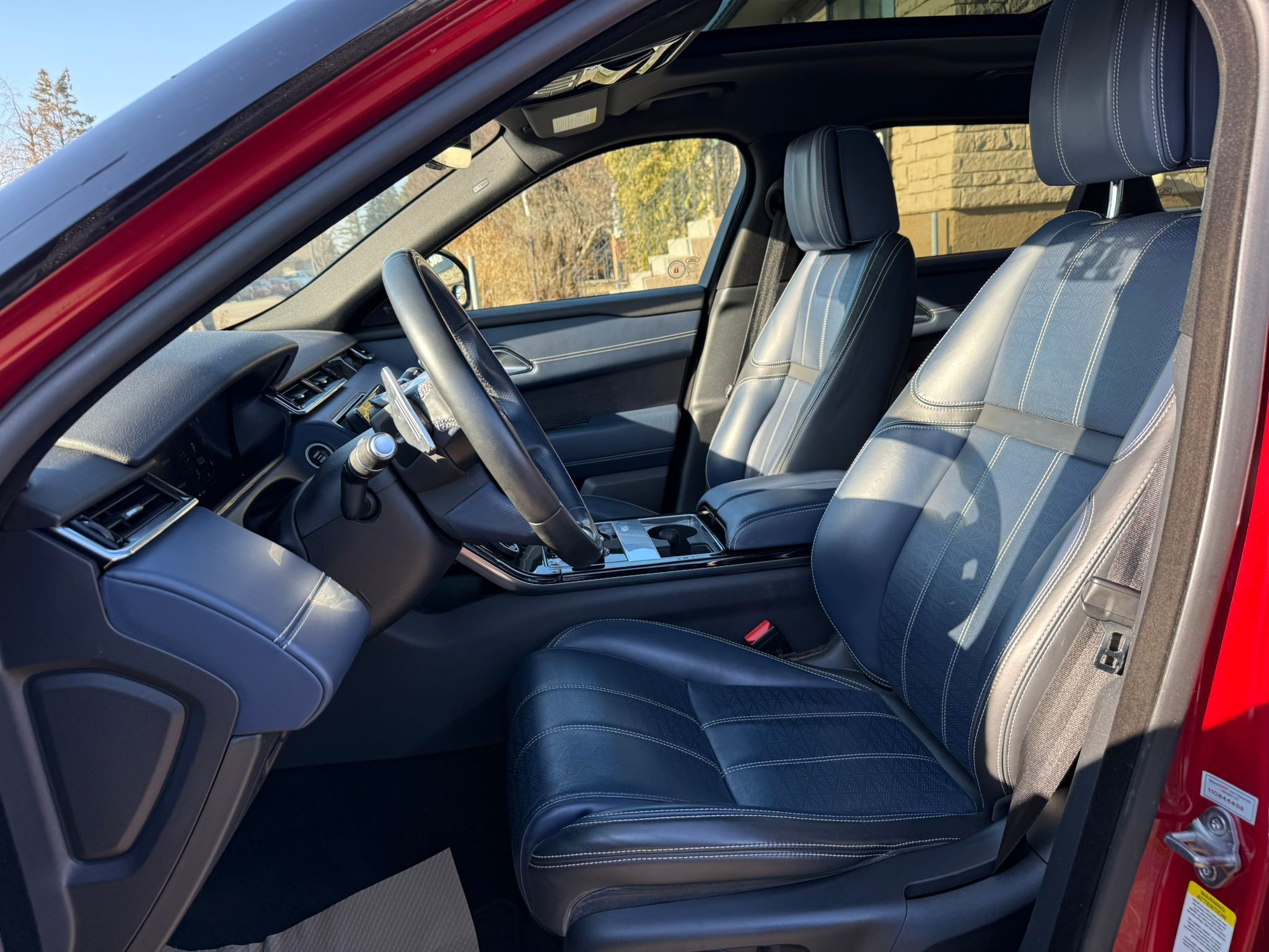 2018 Land Rover Range Rover Velar — view 7
