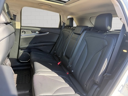 used 2022 Lincoln Nautilus car, priced at $38,188