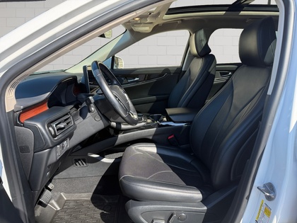 used 2022 Lincoln Nautilus car, priced at $38,188