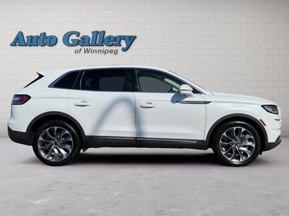 used 2022 Lincoln Nautilus car, priced at $38,188