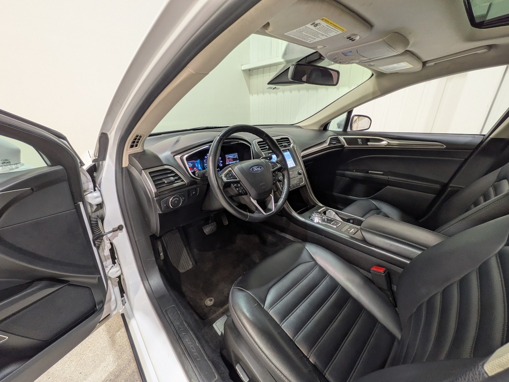 Ford Fusion Hybrid 2019