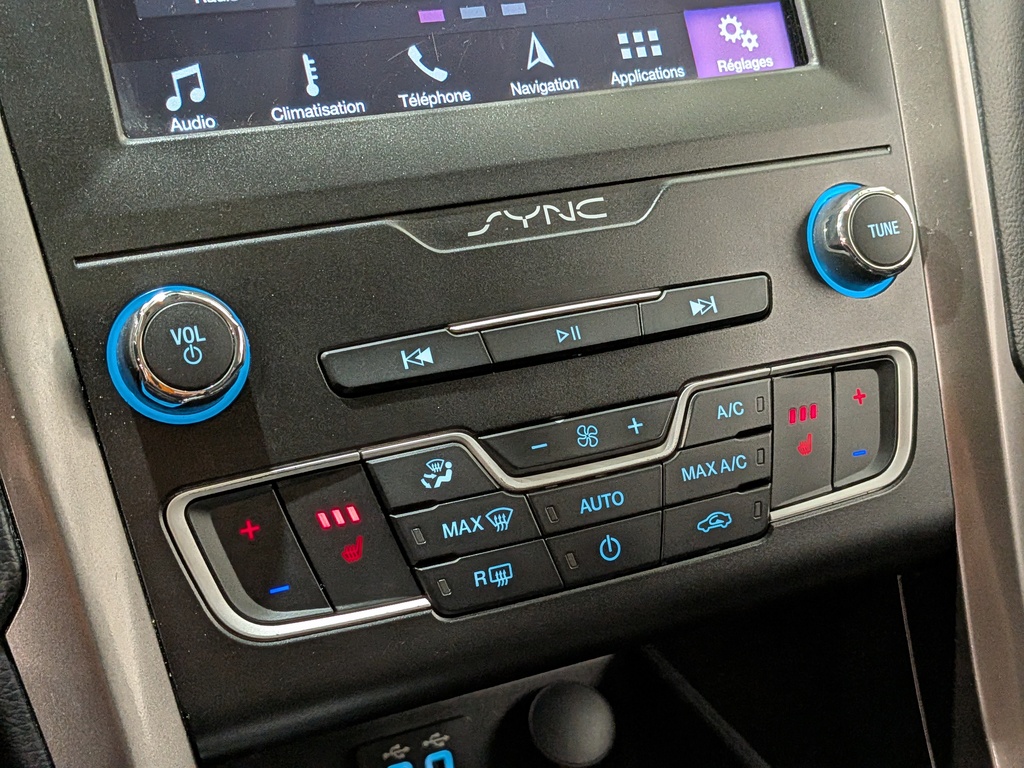 Ford Fusion Hybrid 2019