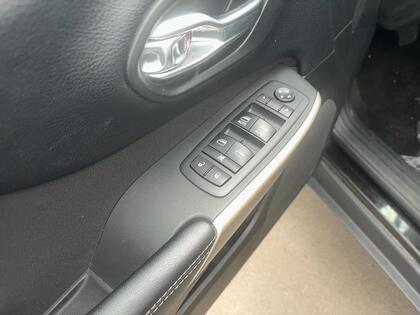 used 2017 Jeep Cherokee car, priced at $13,295