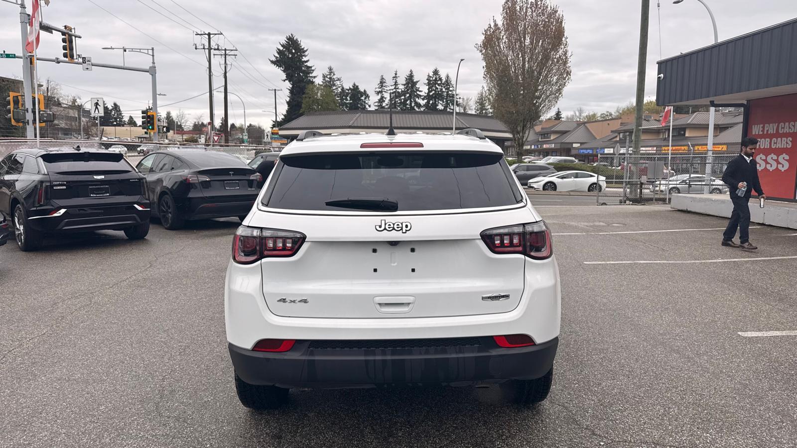 2025 Jeep Compass — view 6