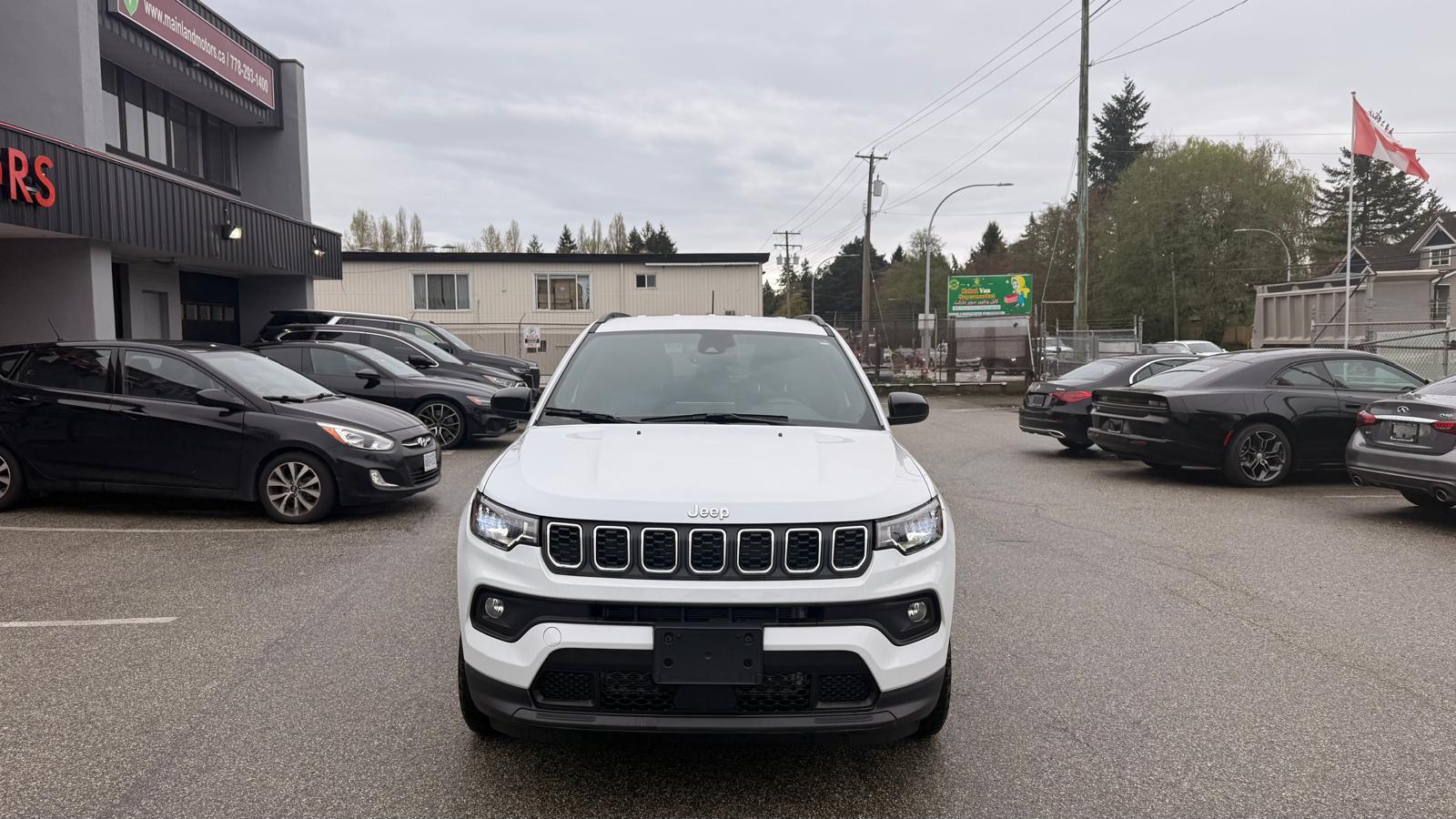 2025 Jeep Compass — view 2