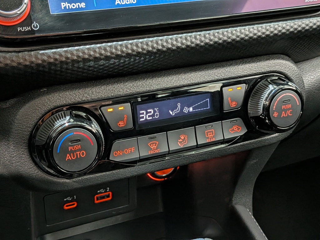 Nissan Kicks Play 2025