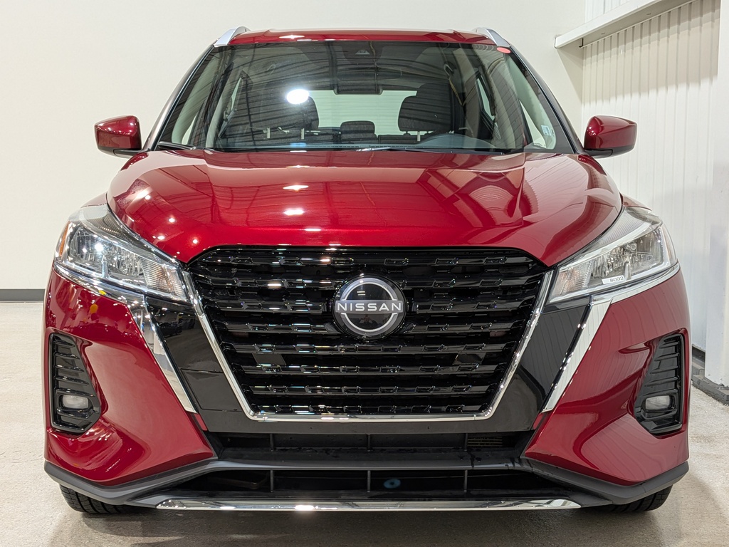 Nissan Kicks Play 2025