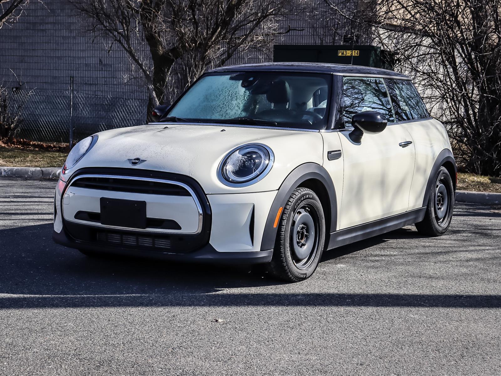 2022 MINI Cooper 2-Door Hatchback FWD