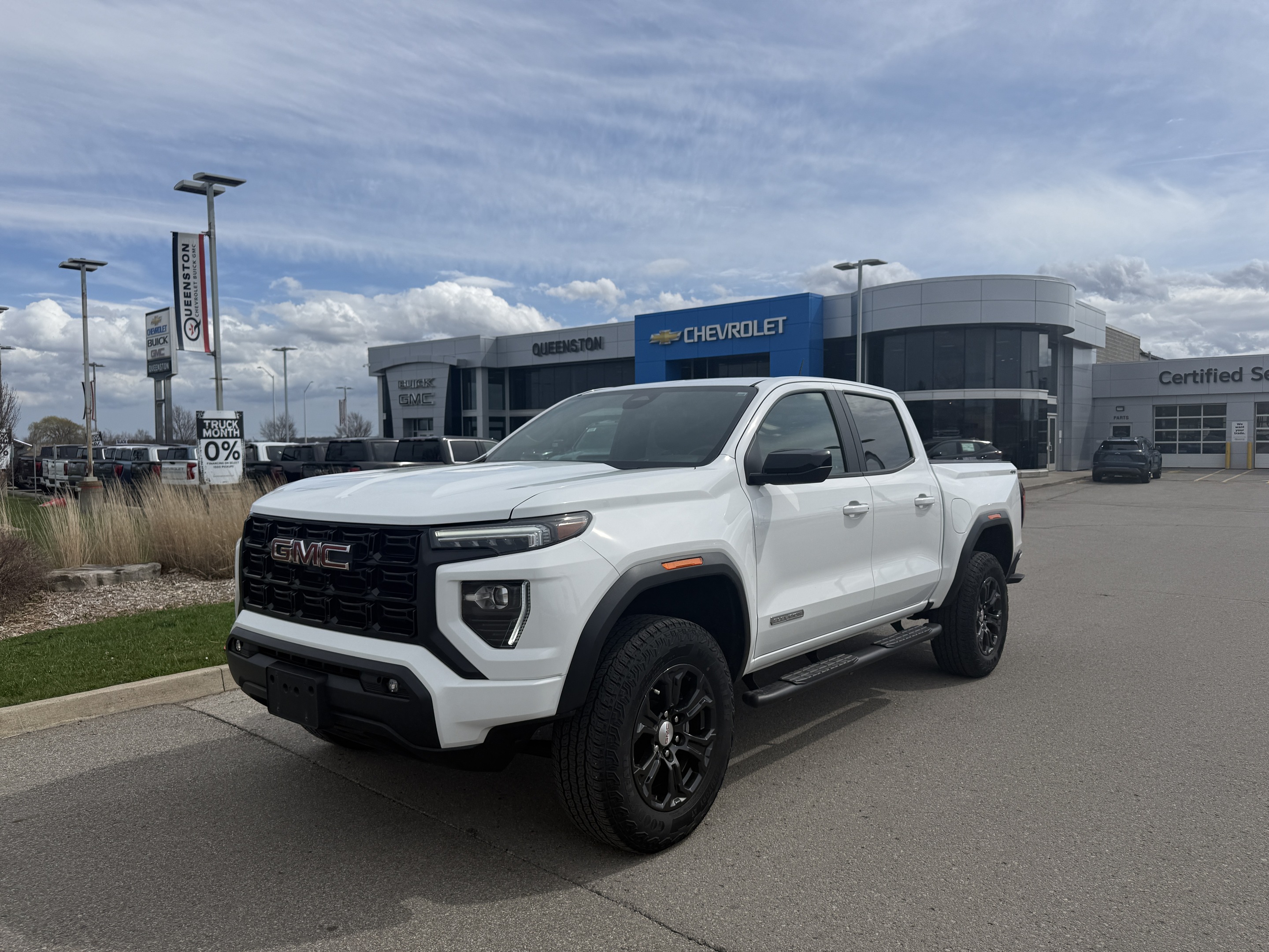 GMC Canyon Elevation Crew Cab 4WD 2024