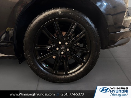 used 2021 Ford Edge car, priced at $24,000