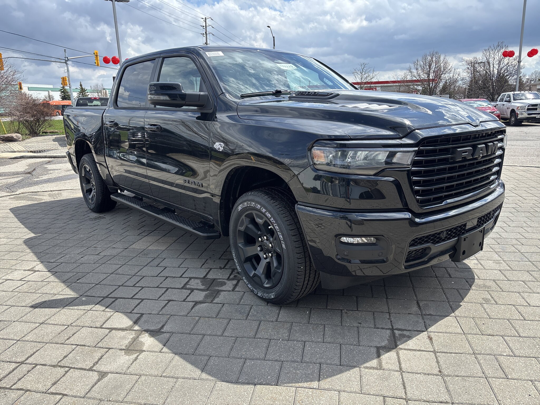2026 RAM 1500 Sport 4x4 Crew Cab 5'7" Box Truck