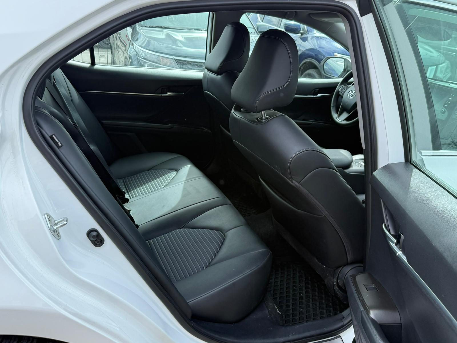 2024 Toyota Camry — view 11