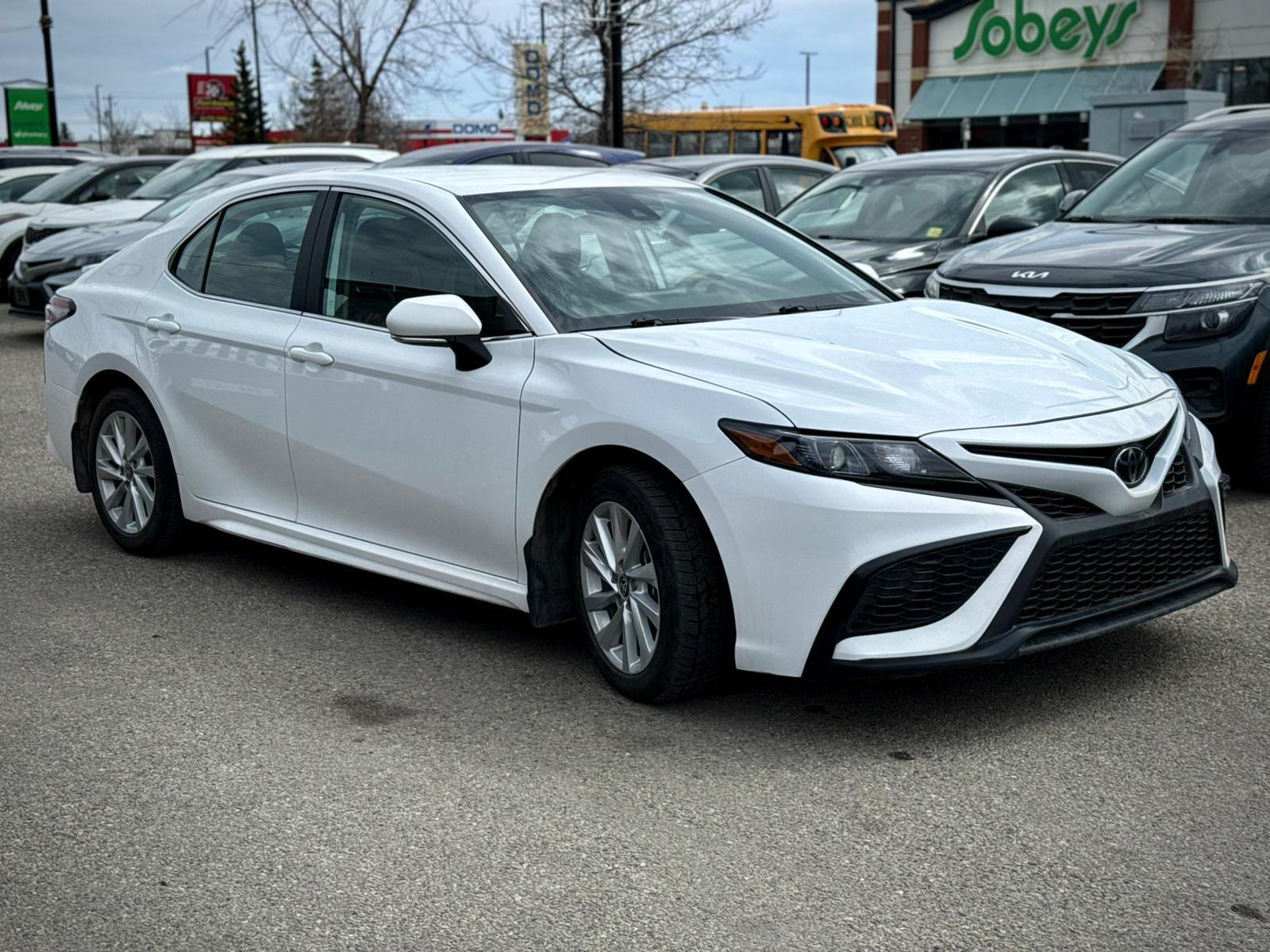 2024 Toyota Camry — view 3