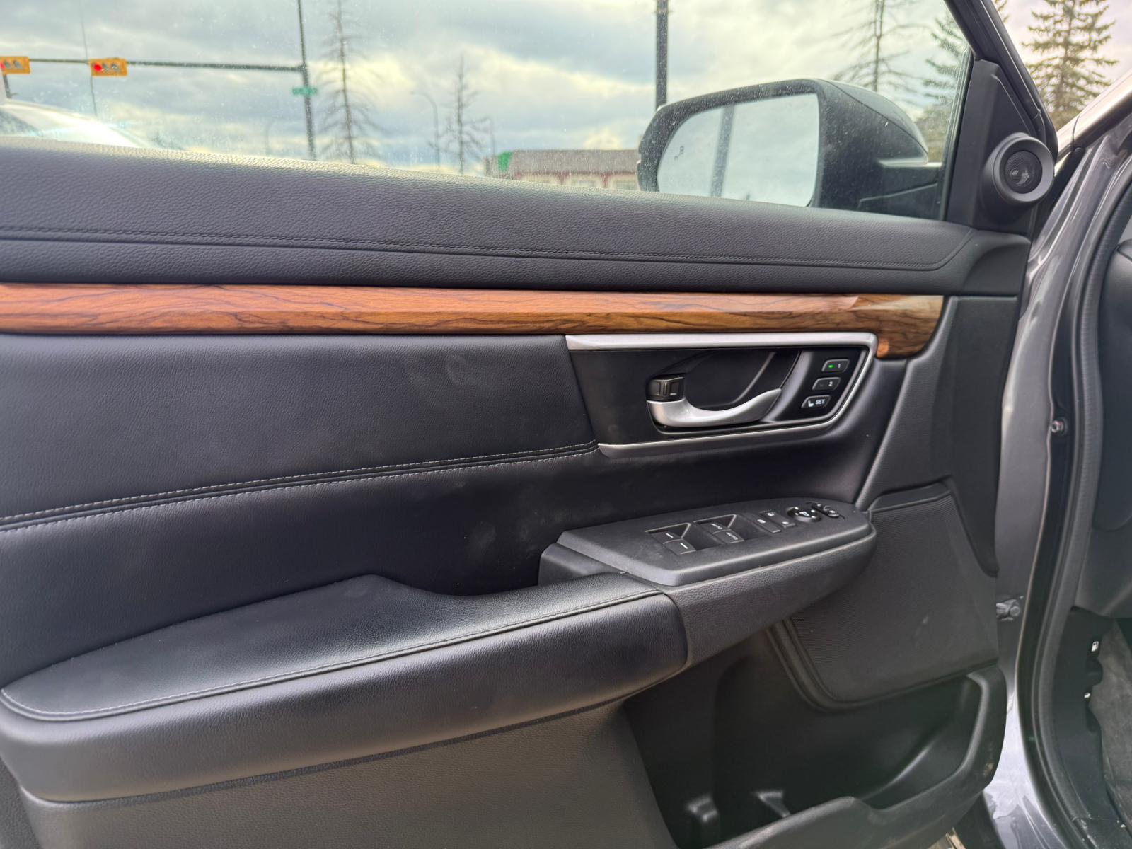 2018 Honda CR-V — view 13