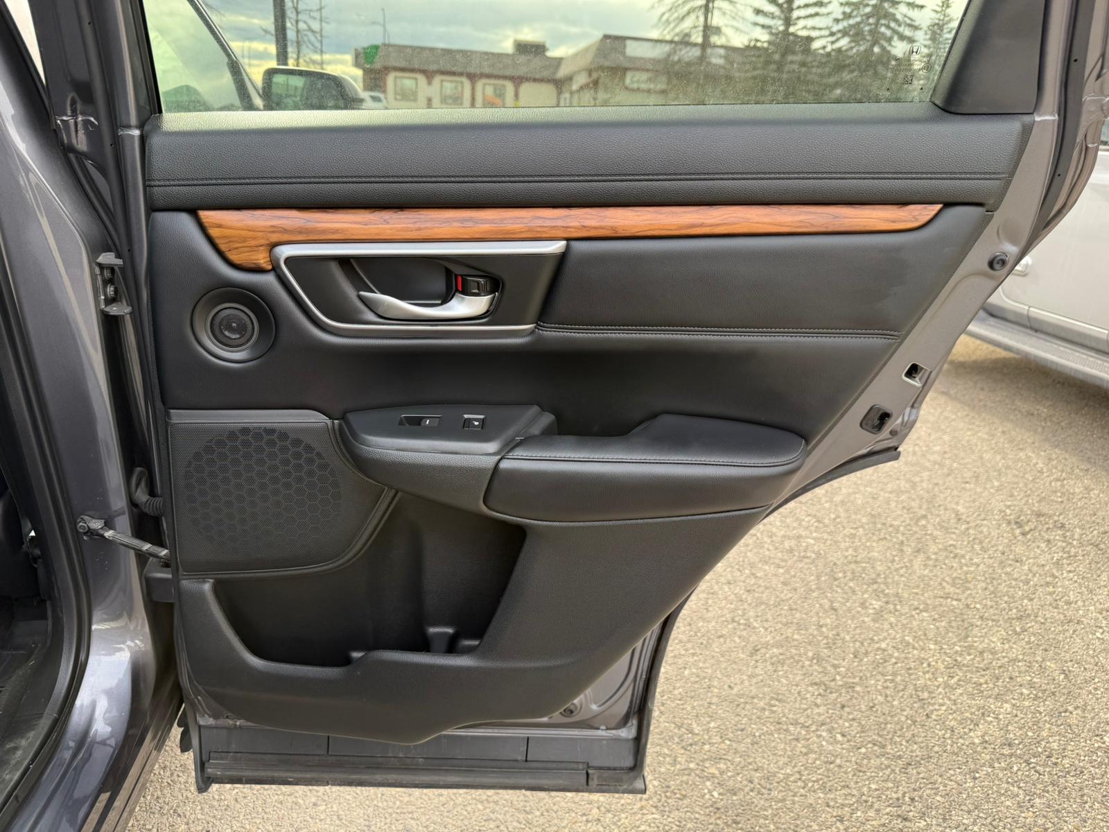 2018 Honda CR-V — view 12