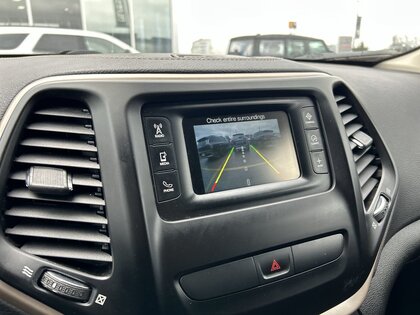 used 2018 Jeep Cherokee car, priced at $17,499