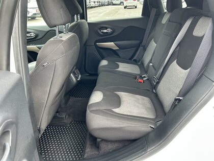 used 2018 Jeep Cherokee car, priced at $17,499