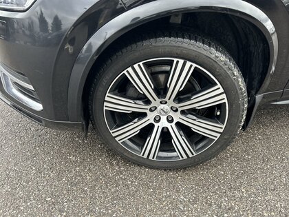 used 2020 Volvo XC90 car, priced at $23,995