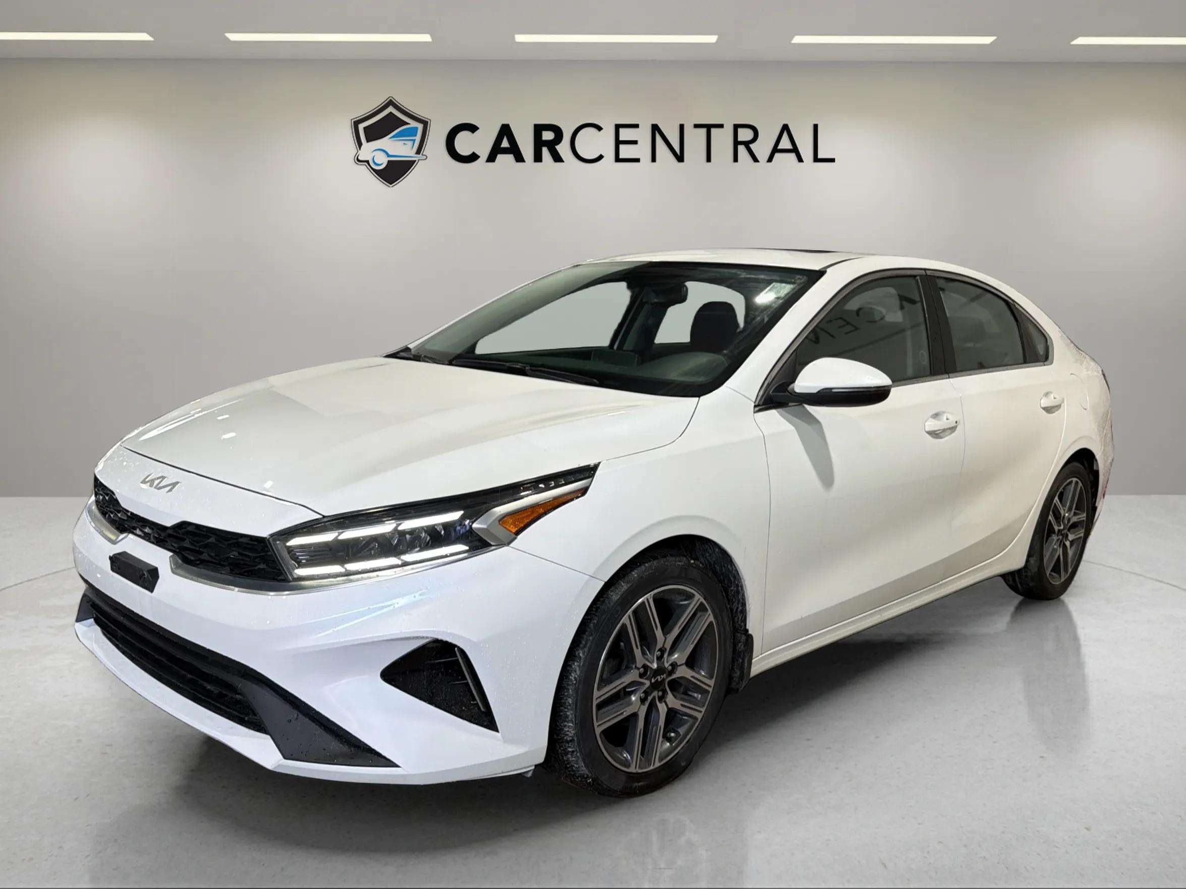 2023 Kia Forte EX FWD