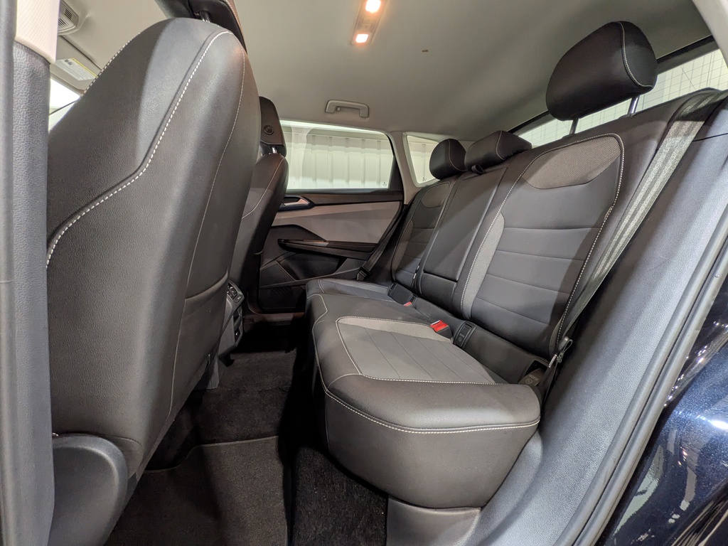 Volkswagen Taos 2024