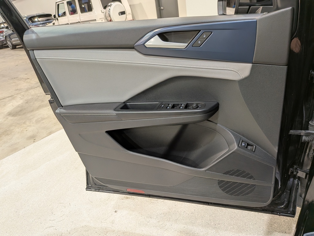 Volkswagen Taos 2024