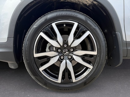 used 2020 Honda Pilot car, priced at $38,845