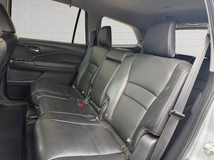 used 2020 Honda Pilot car, priced at $38,845