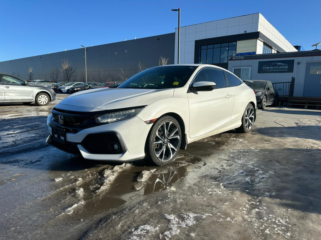 2018 Honda Civic Coupe Si : Backup cam* Manual