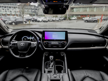 used 2025 Toyota Grand Highlander car, priced at $63,995