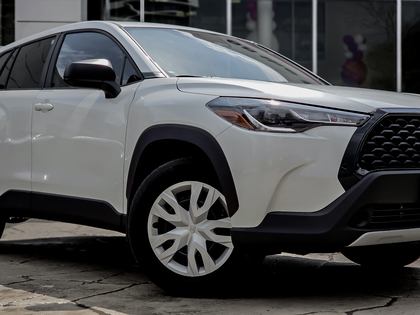 used 2024 Toyota Corolla Cross car, priced at $29,995