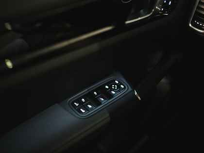 used 2020 Porsche Cayenne car, priced at $57,900