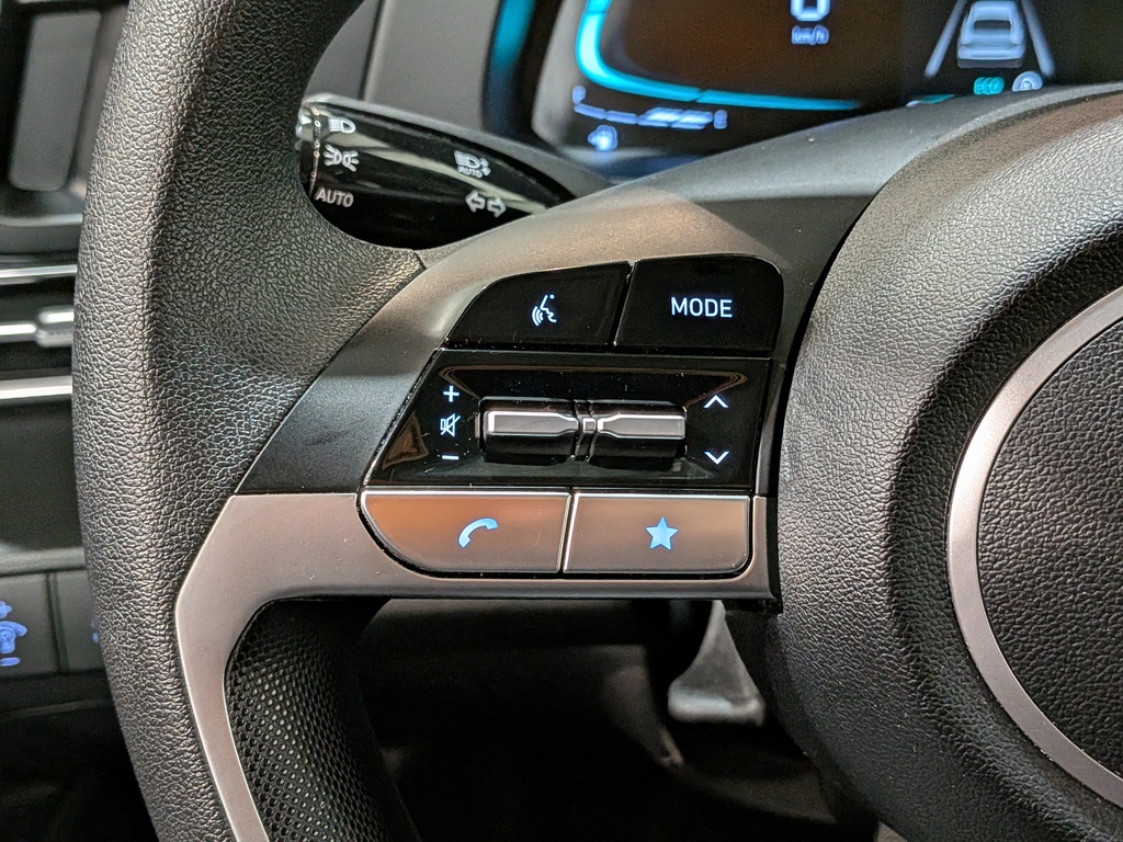 Hyundai Elantra 2025