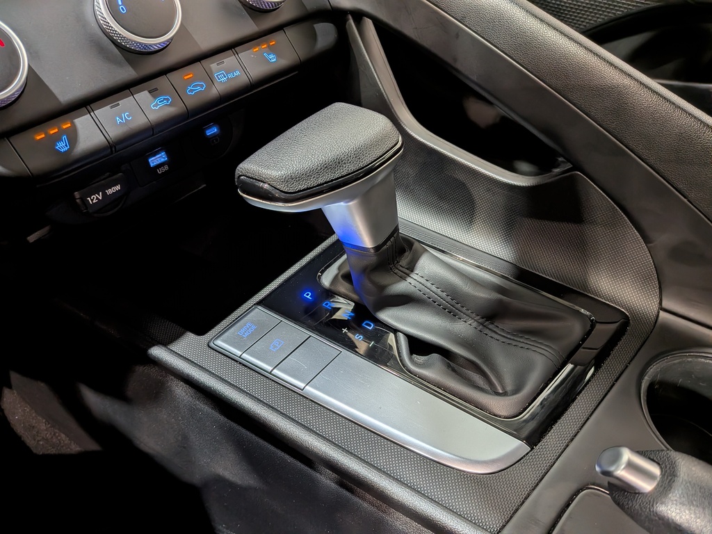 Hyundai Elantra 2025