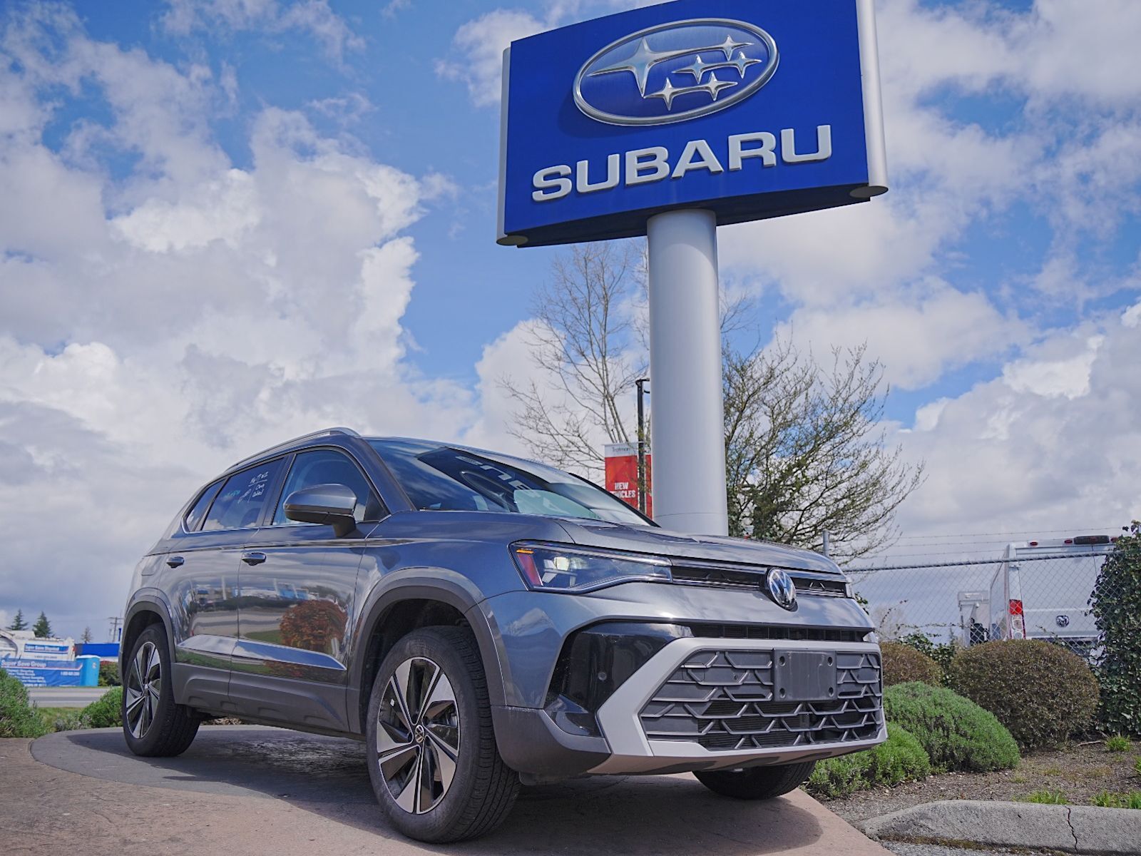 2025 Volkswagen Taos