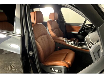 used 2022 BMW X7 car, priced at $58,998