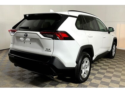 used 2021 Toyota RAV4 car, priced at $30,998