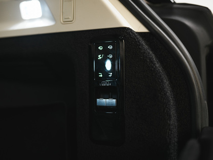used 2023 Land Rover Range Rover car, priced at $139,900