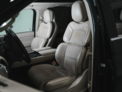 used 2019 Lincoln Navigator car, priced at $51,900