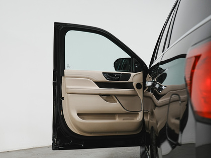 used 2019 Lincoln Navigator car, priced at $51,900