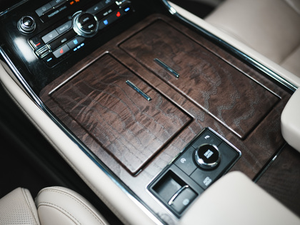 used 2019 Lincoln Navigator car, priced at $51,900