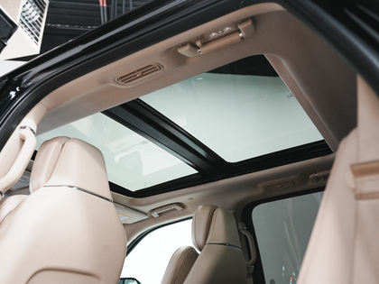 used 2019 Lincoln Navigator car, priced at $51,900