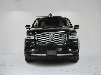 used 2019 Lincoln Navigator car, priced at $51,900