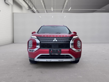 used 2022 Mitsubishi Outlander car, priced at $32,296