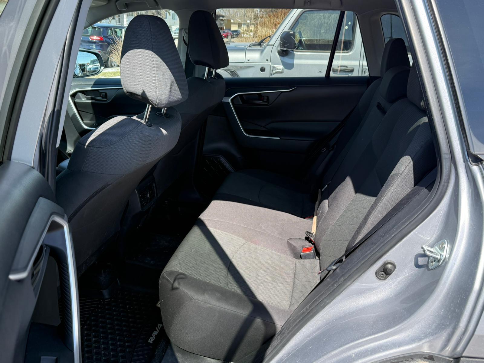 2024 Toyota RAV4 — view 11