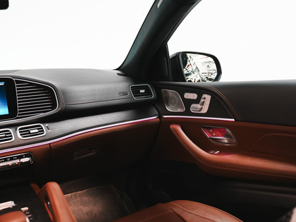 used 2024 Mercedes-Benz GLE car, priced at $89,900