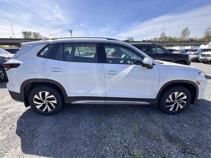 used 2025 Volkswagen Tiguan car, priced at $35,690