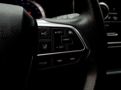 used 2020 Toyota Highlander car, priced at $34,995