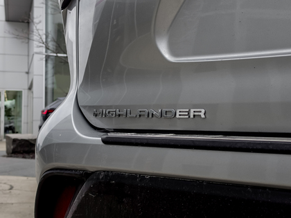 used 2020 Toyota Highlander car, priced at $34,995