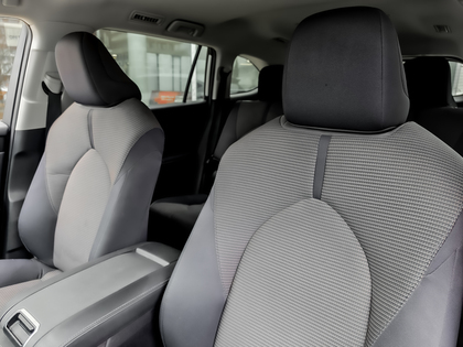 used 2020 Toyota Highlander car, priced at $34,995