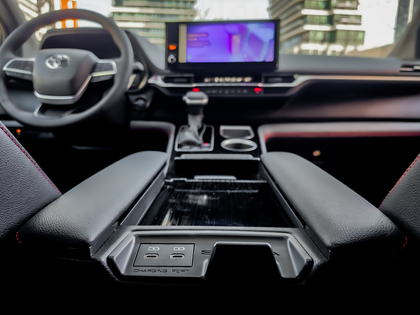 used 2025 Toyota Sienna car, priced at $63,555